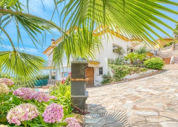 Costacabana - Valentina Льорет-де-Мар