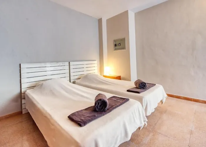 Costacabana - Valentina Villa